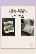 Siyah-Beyaz Formalı Baba-Çocuk: Omuzda